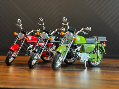 Honda 70 Bike Diecast Model Motorcycle (HL-M102A)