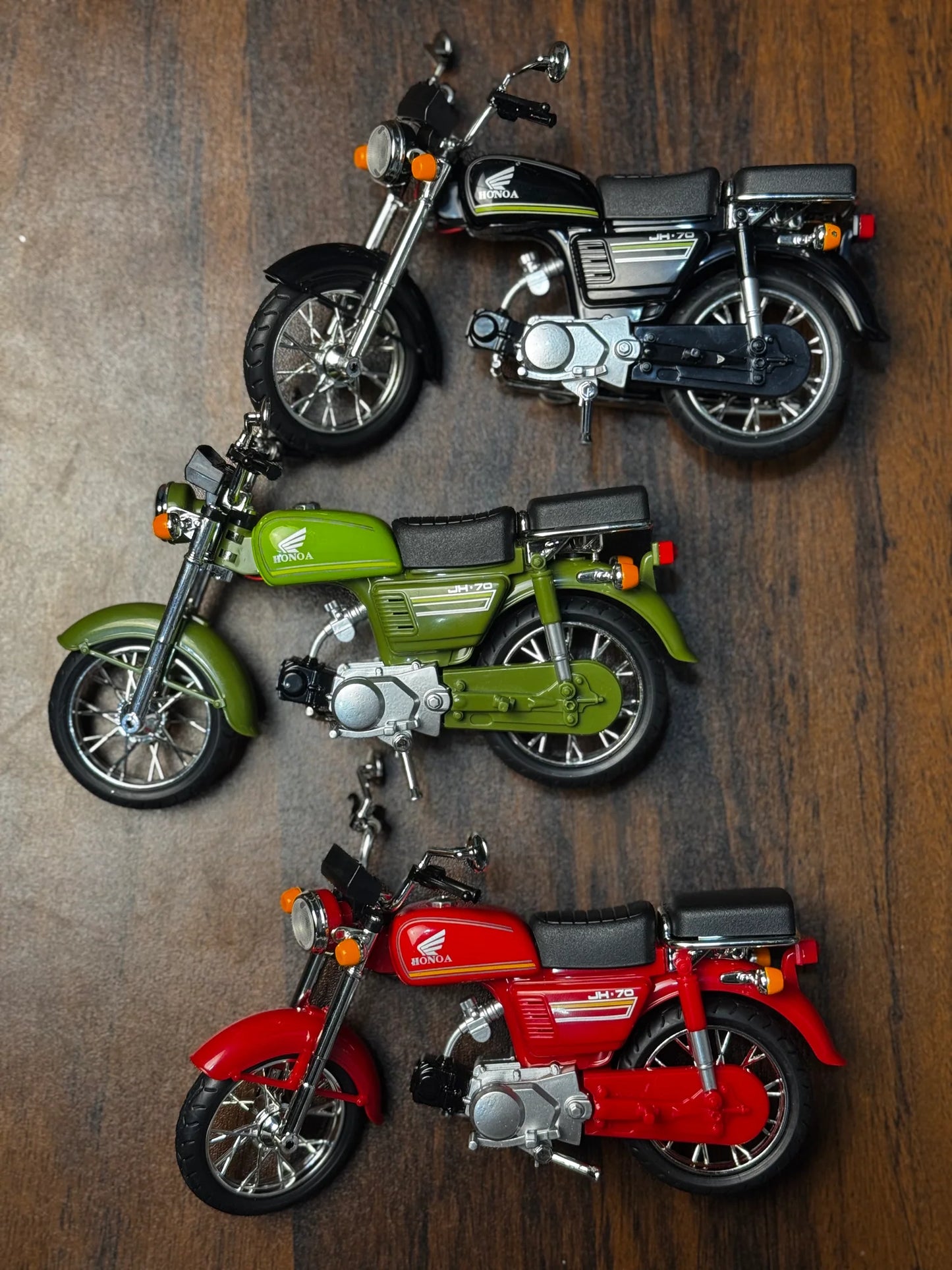 Honda 70 Bike Diecast Model Motorcycle (HL-M102A)