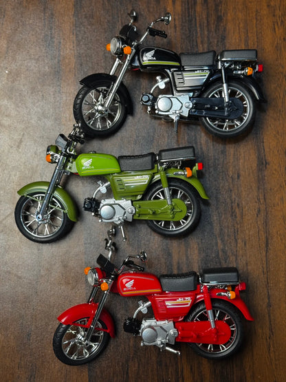 Honda 70 Bike Diecast Model Motorcycle (HL-M102A)
